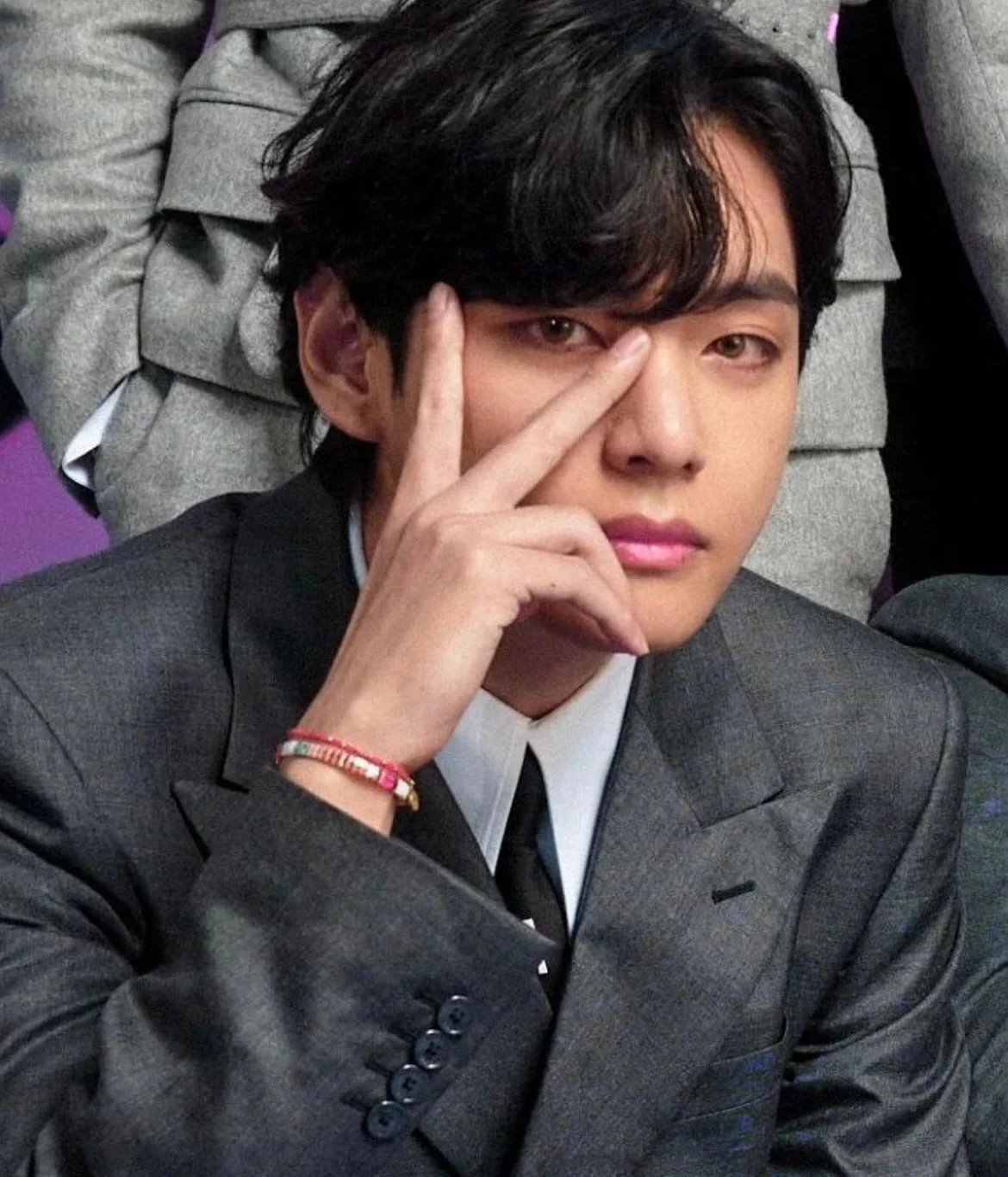 ABITMOR LAYER CHAIN BRACELET (BTS V'S PICK) - Image 5