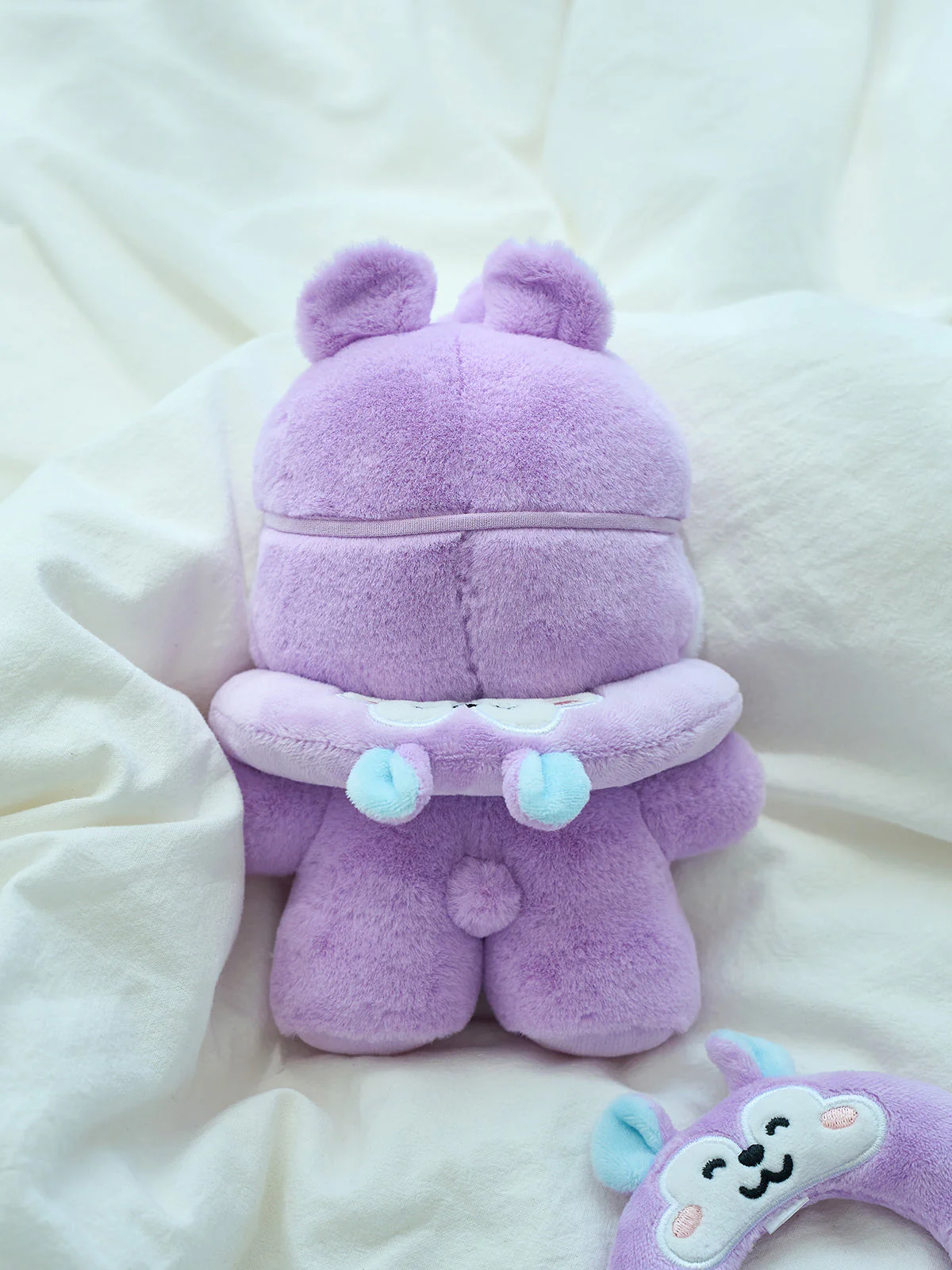 BT21 - MANG BASIC MD CLOSET - Image 4