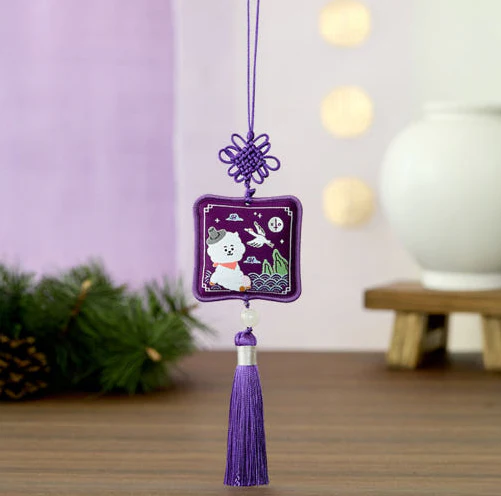BT21 - PREMIUM K EDITION EMBROIDERED TESSLE KEYRING - Image 7