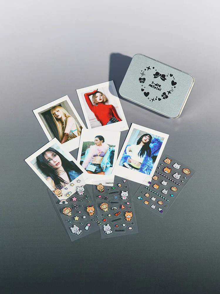 I-DLE - WE ARE OFFICIAL MD TIN CASE POLAROID SET