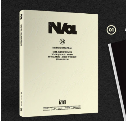 IZNA - N/a 1ST MINI ALBUM STANDARD - Image 2