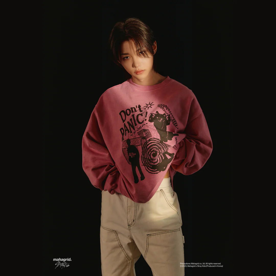Mahagrid [Stray Kids] S/S 2023 COLLECTION DON’T PANIC PIGMENT SWEATSHIRT - Image 3