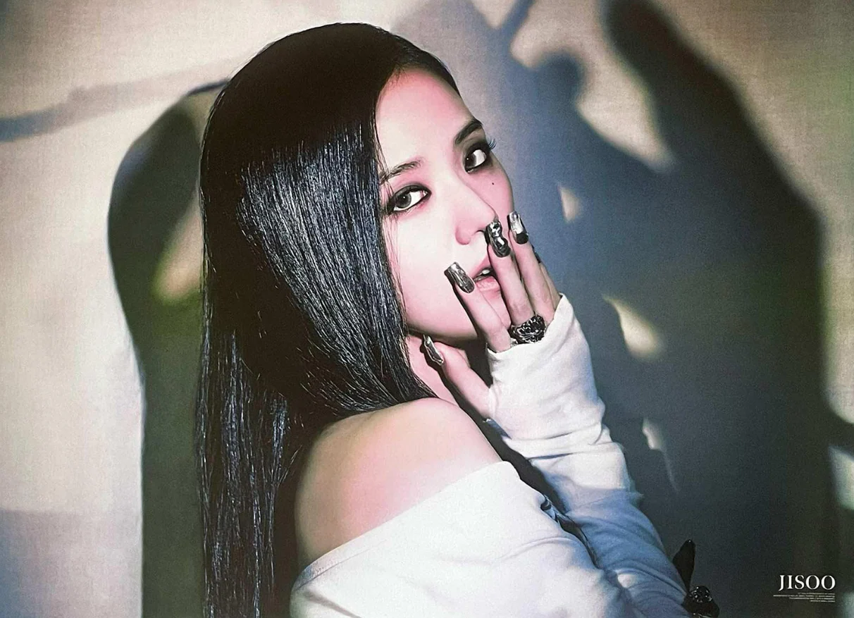 [POSTER#231,232] Jisoo - 1 st single album ME - Image 2