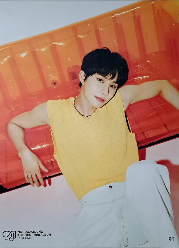 [POSTER#254~257]NCT DOJAEJUNG - PERFUME 1ST MINI ALBUM - Image 2