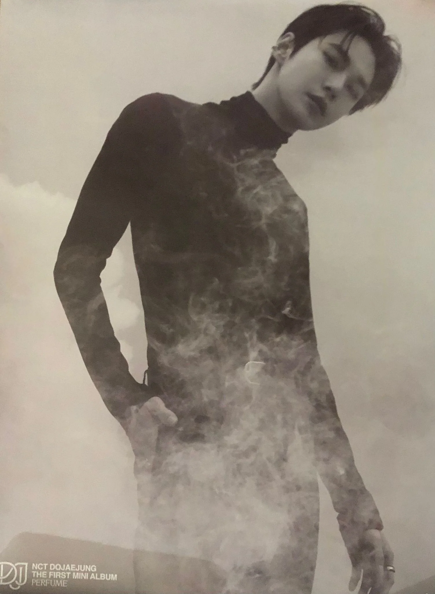 [POSTER#254~257]NCT DOJAEJUNG - PERFUME 1ST MINI ALBUM - Image 4