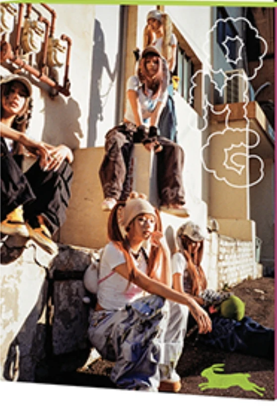 NewJeans - OMG (Message Card ver.) - Image 9