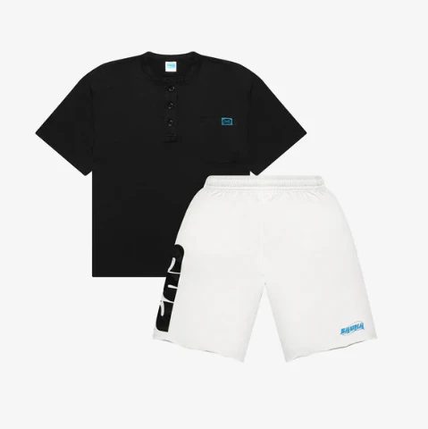 STRAY KIDS - 2025 JAPAN POP-UP STORE OFFICIAL MD SETUP