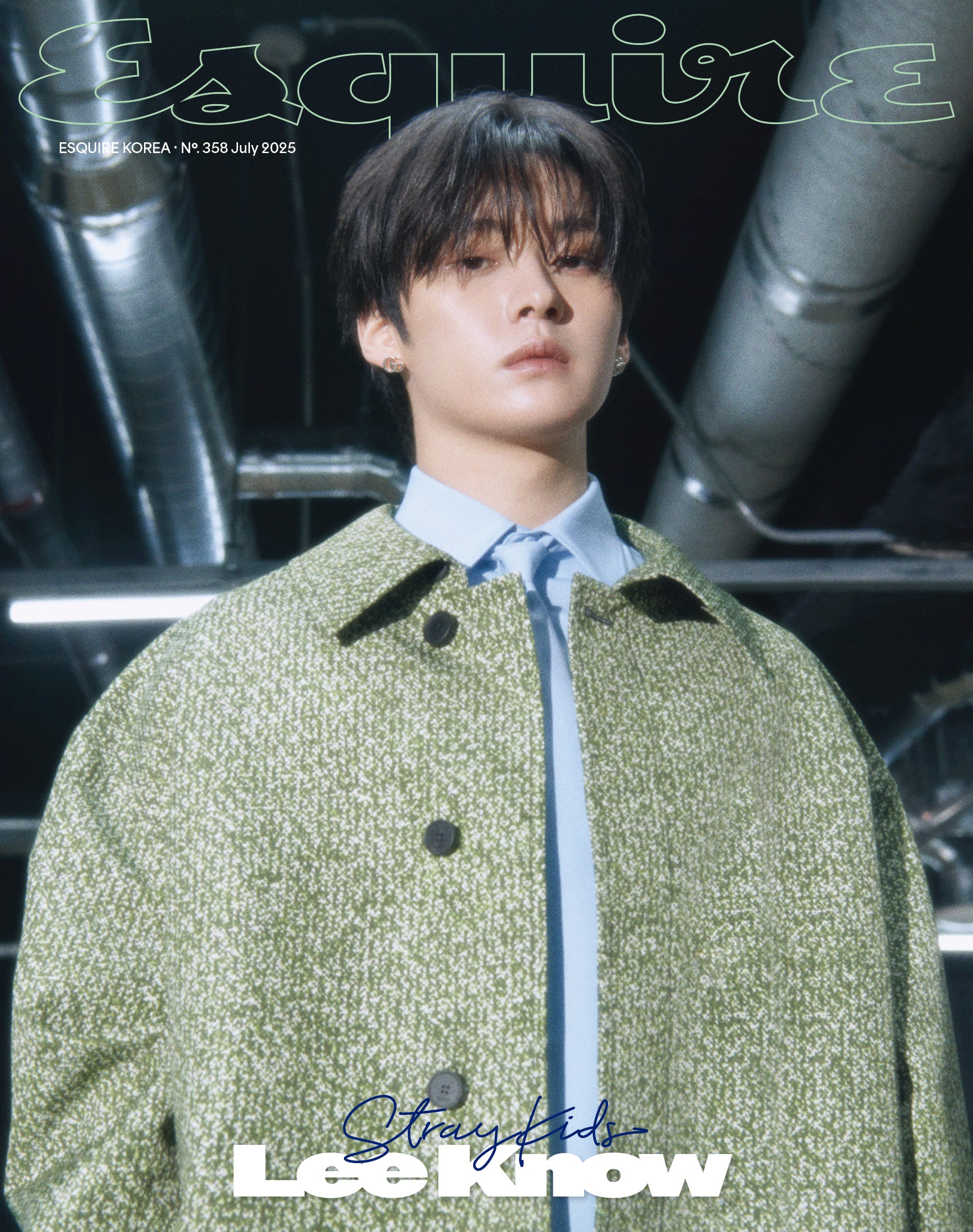 STRAY KIDS LEE KNOW - ESQUIRE MAGAZINE 2025 AUGUST ISSUE - Image 2