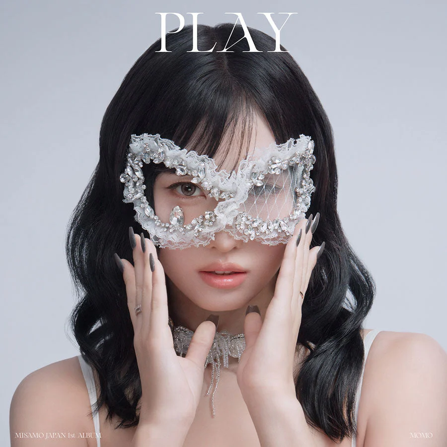 TWICE MISAMO - PLAY JAPAN 1ST ALBUM MOMO VER